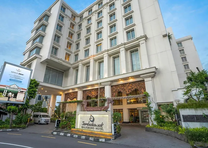 Jambuluwuk Malioboro Hotel Yogyakarta
